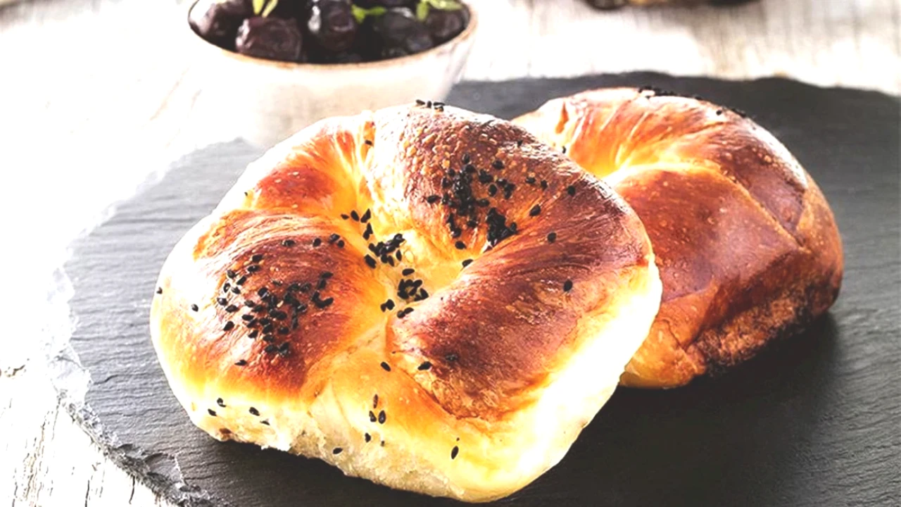 Bir Daha Vazgeçemeyeceğiniz Pastane Usulü Tel Tel Açma Tarifi!