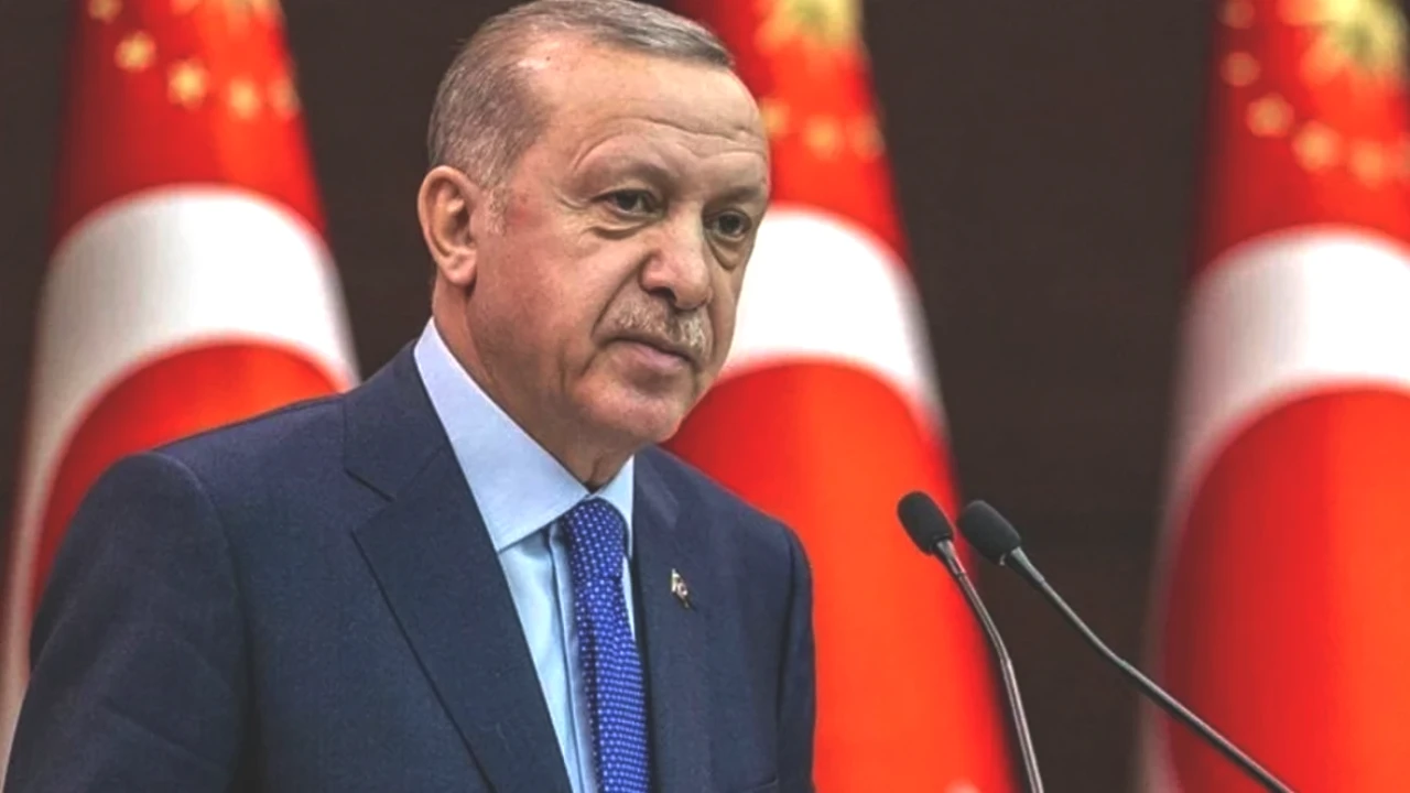 Erdoğan'dan 30 Ağustos Kutlaması: Zaferin Anlamı ve Milletin Yeniden Doğuşu