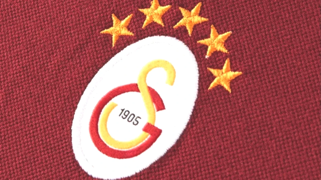 Galatasaray’a Transfer Şoku! Fenerbahçe İki Süper Yıldızı Kapmak İçin Harekete Geçti!