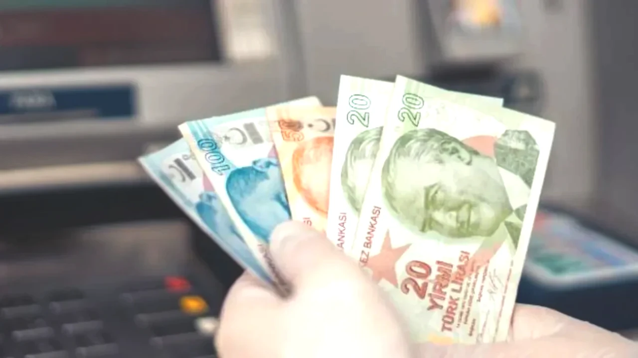 Emekli Promosyonu Rekoru Kırıldı! En Yüksek Teklif Sunan Banka Açıklandı