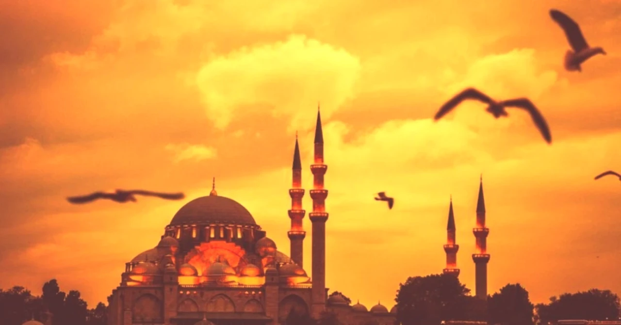 Mevlid Kandili 2025 Tarihi ve Detayları: Bu Hafta Kutlanacak mı?