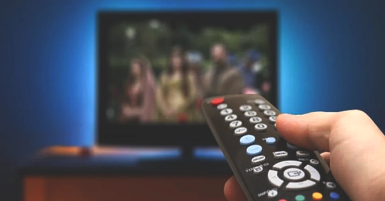 5 Eylül 2025 Cuma TV Yayın Akışı: Bu Akşam Ekranları Sallayacak Dizi ve Filmleri Kaçırmayın!