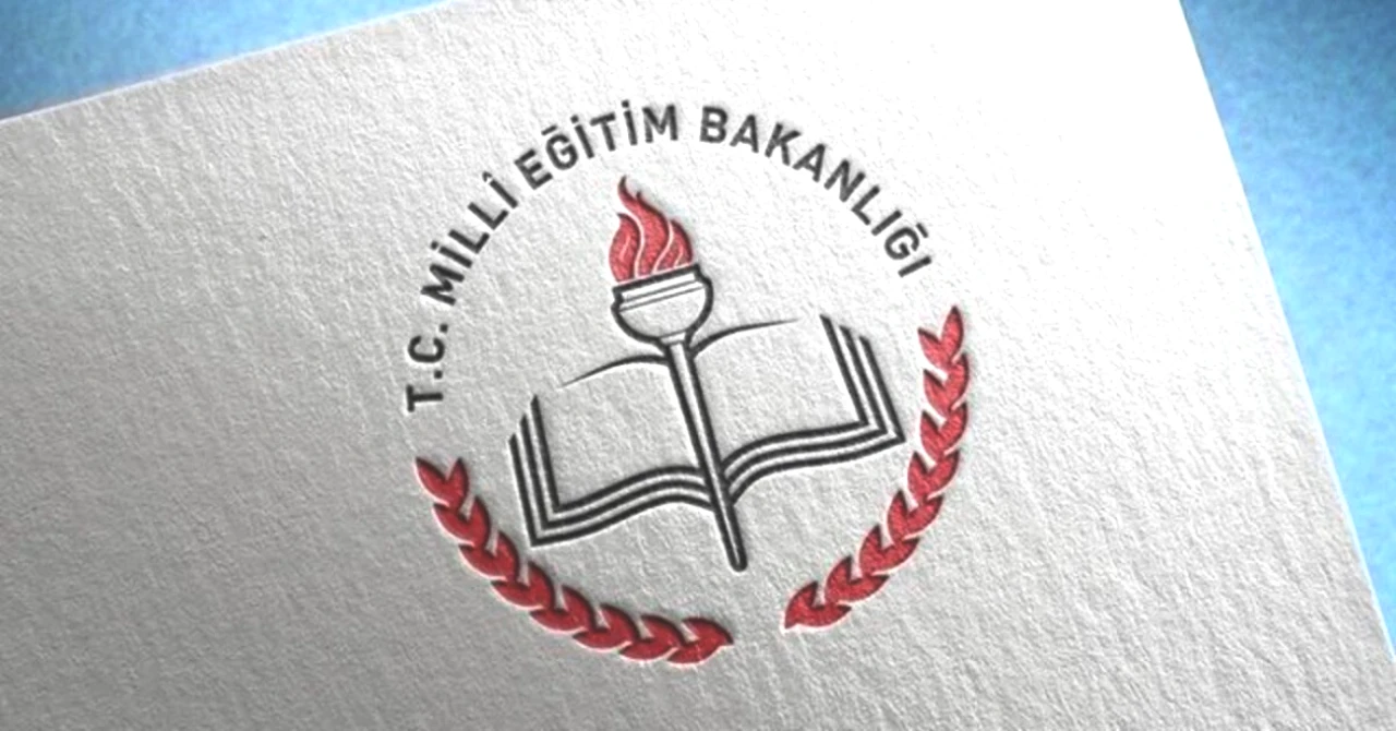 AÖL Kayıt Yenileme Tarihleri 2025-2026: Detaylı Rehber ve Ücretler!