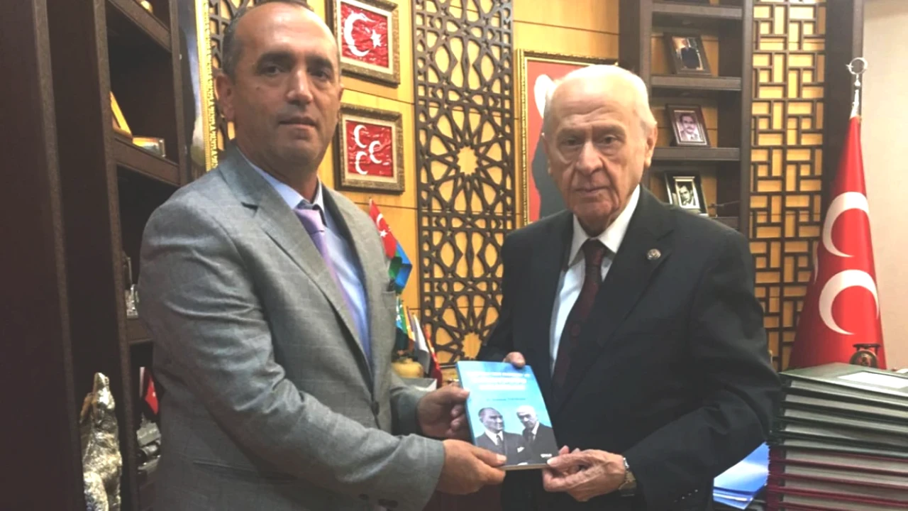 Terörsüz Türkiye'nin Geleceği: Yeni Kitapta Umut Verici Detaylar!